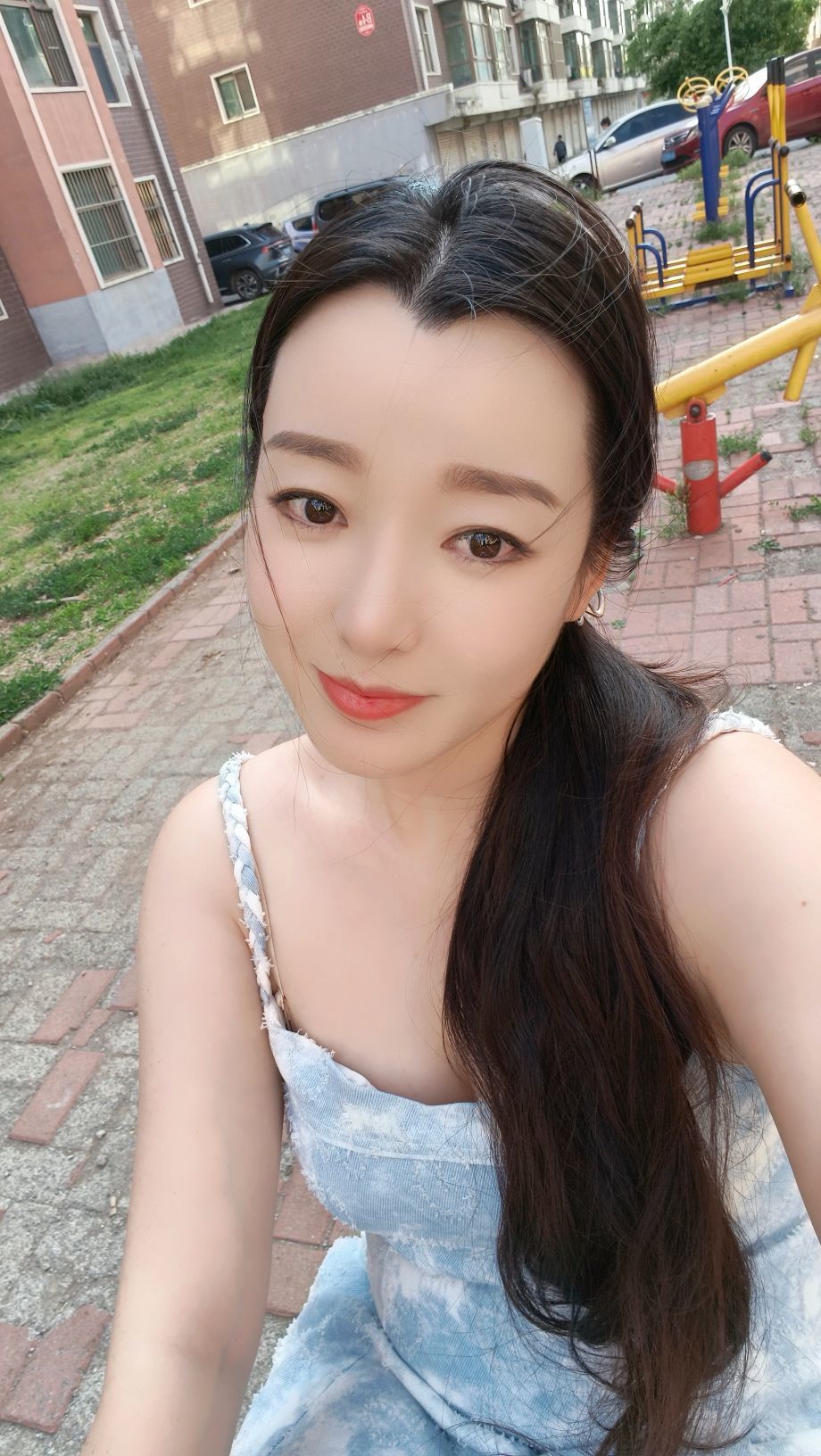 歌手赵佳怡的图片