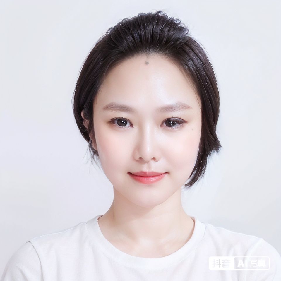 伊伊摸摸哒的图片