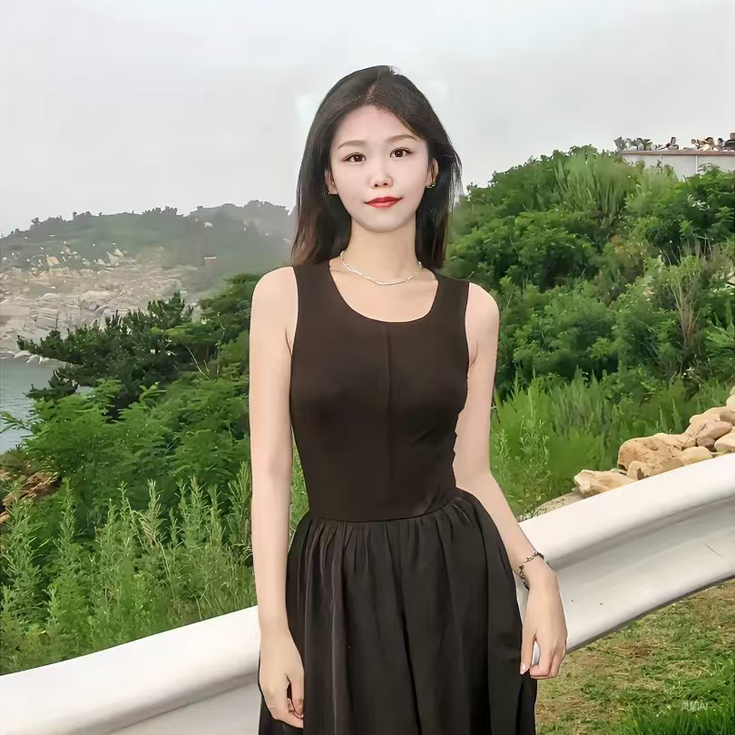 初见🦄海报