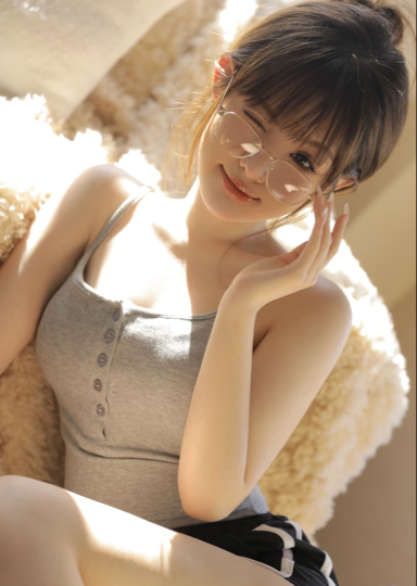 baby小甜馨暂休～海报