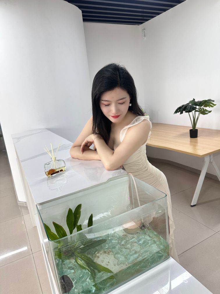 小静求喂口拯救七天榜主播图片
