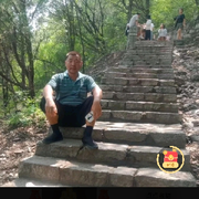 东，，，，平，。哥海报