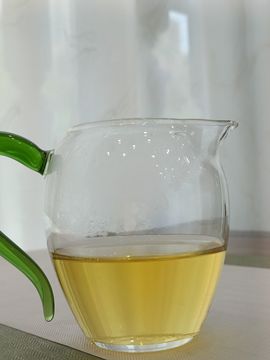 茶茶幸运星主播照片