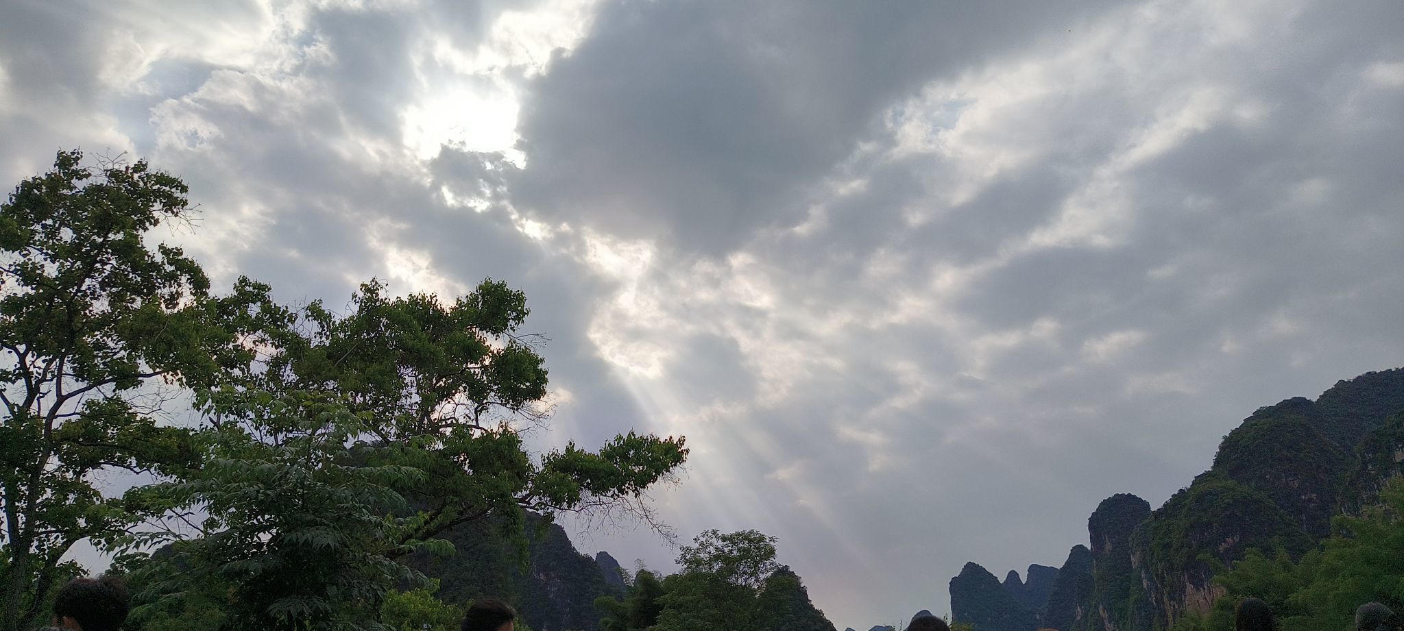 粥粥會(huì)唱歌主播圖片