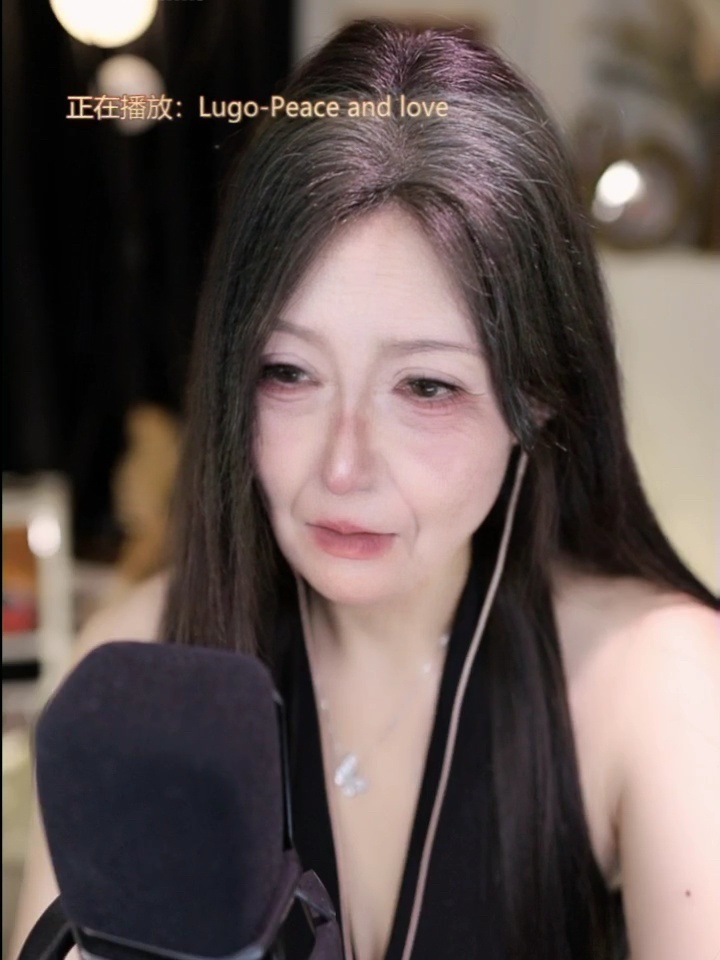 直播间睡觉员的图片