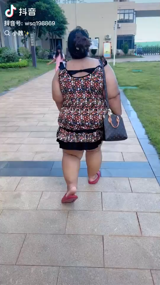 最美碎花裙没有之一