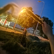 往事清零￡爱恨随意头像
