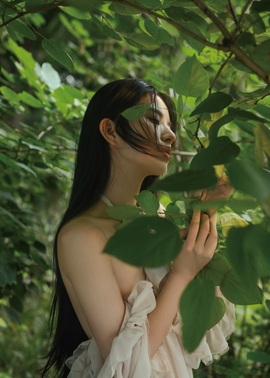 思佳💐主播照片