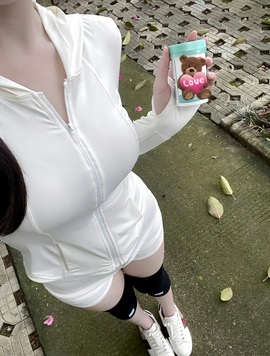 小葵蟹蟹鹿哥接生~的图片