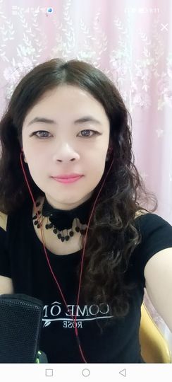 安然晚八点主播照片