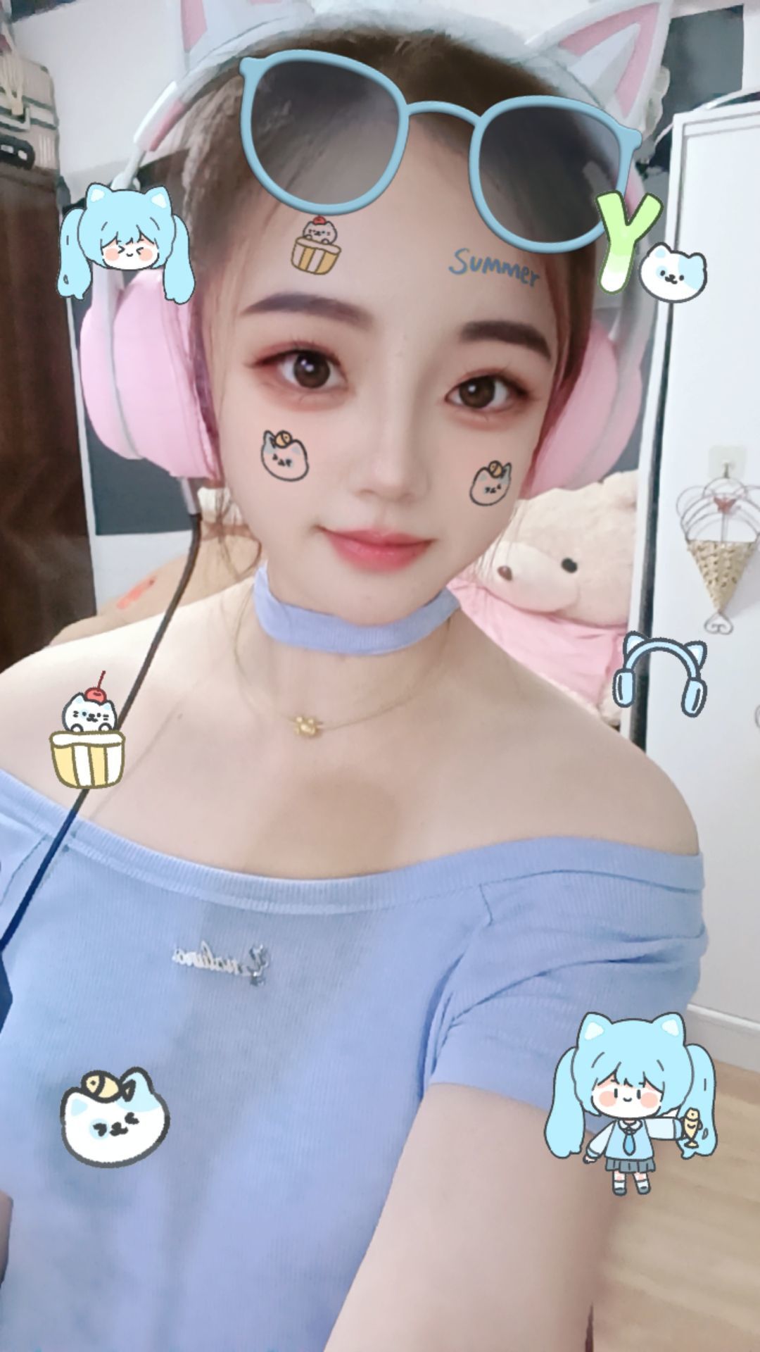 何芯დ播会主播图片