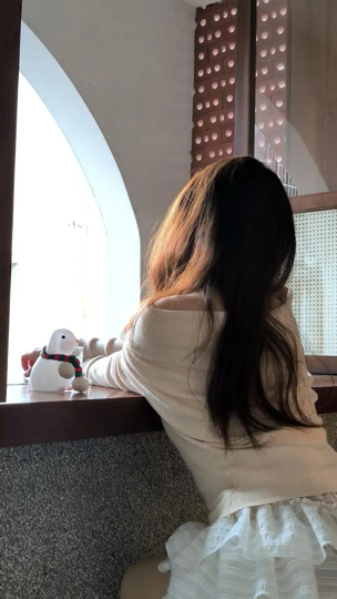 爱吃蛋糕的糊涂玥海报