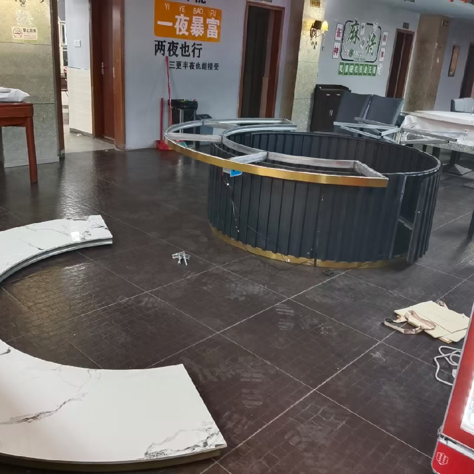 祂是存在的海报