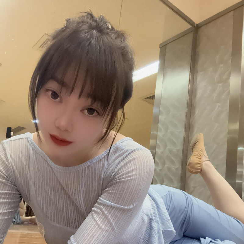 爱跳舞的玫瑰儿的直播间