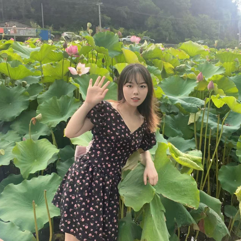 爱吃蛋糕的糊涂玥视频同城交友