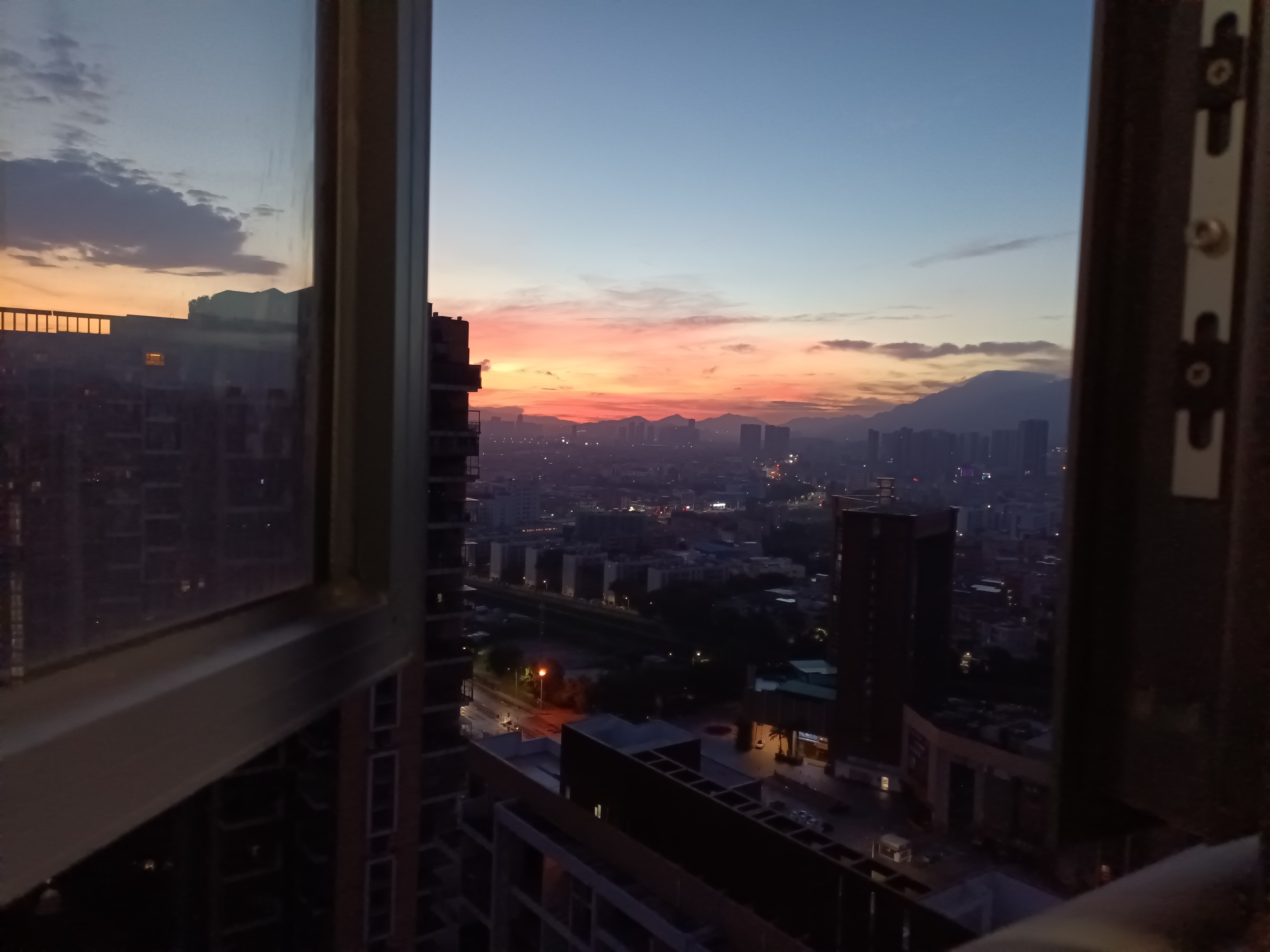 甜甜私房猫_的图片