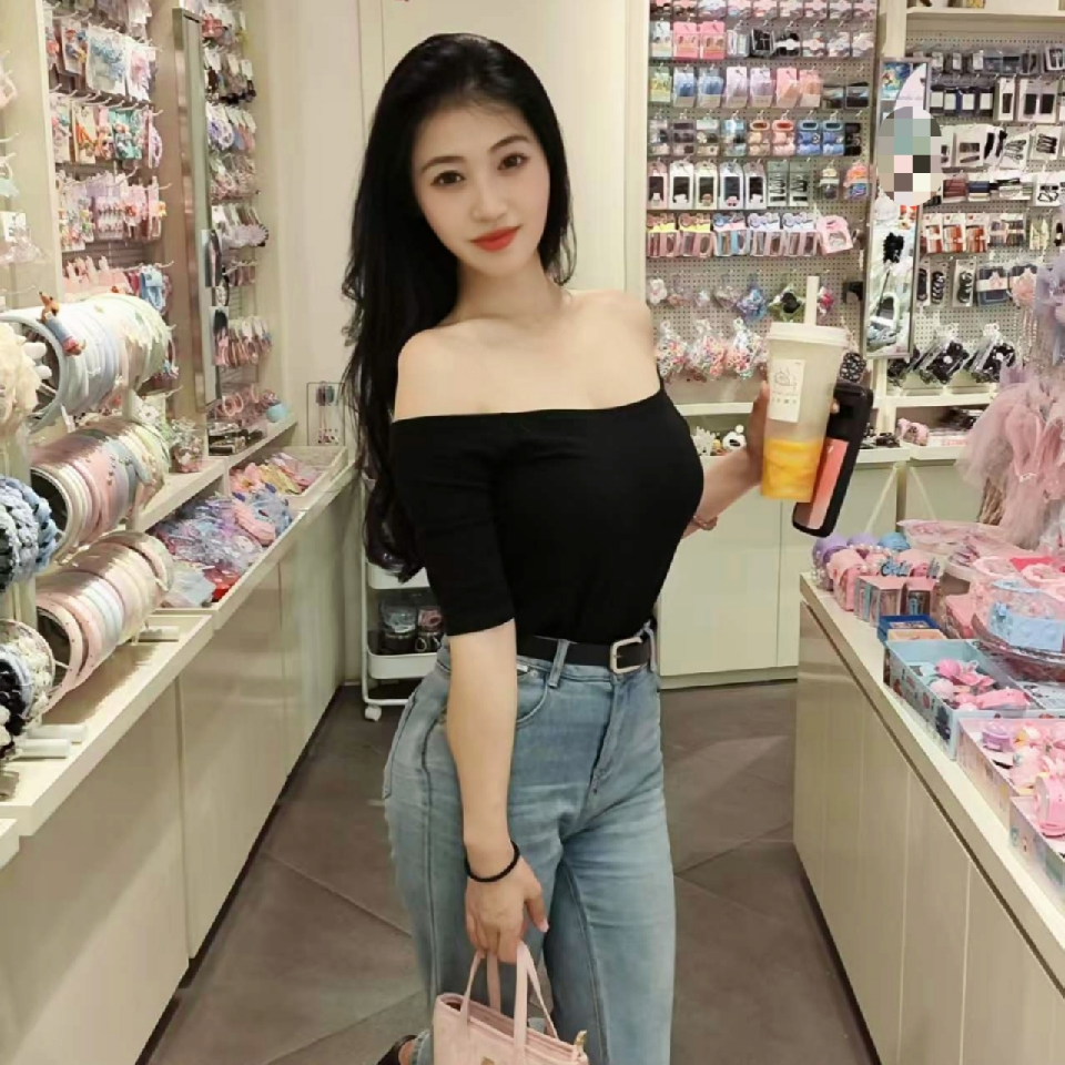 新人小狐海报