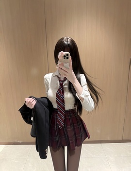 萌新腿腿主播照片