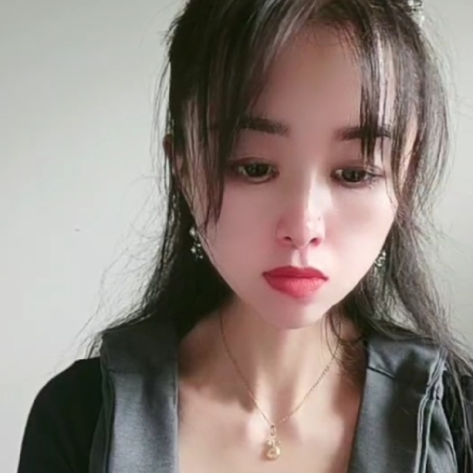 爱吃溜肉段海报
