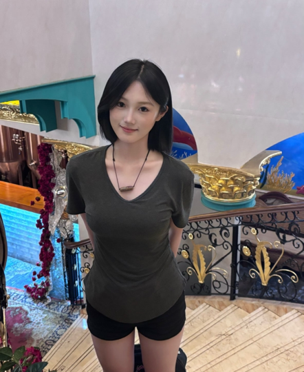 小趴菜🥬🥬🥬海报