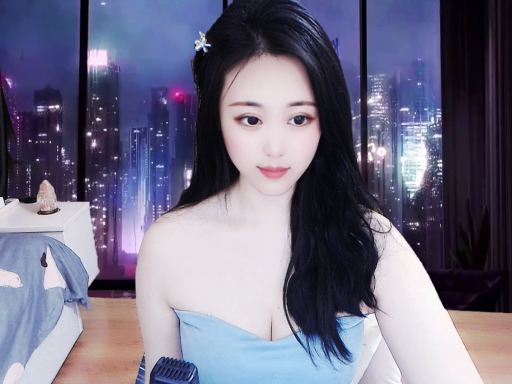 倾颜🍒7月遇见美好主播图片