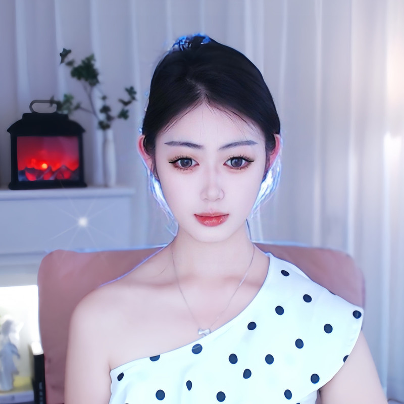 新人腼腆小美.的主播海报