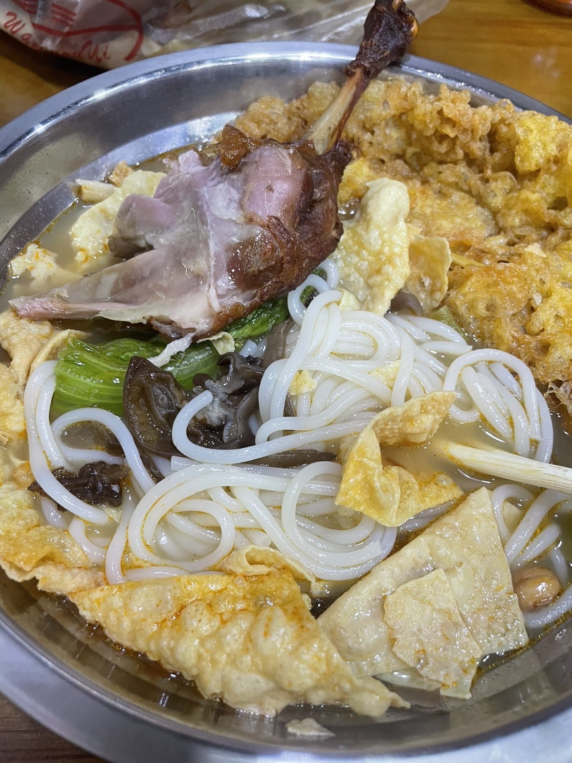新人芙瑶在努力主播图片
