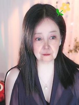 听雨巺主播照片