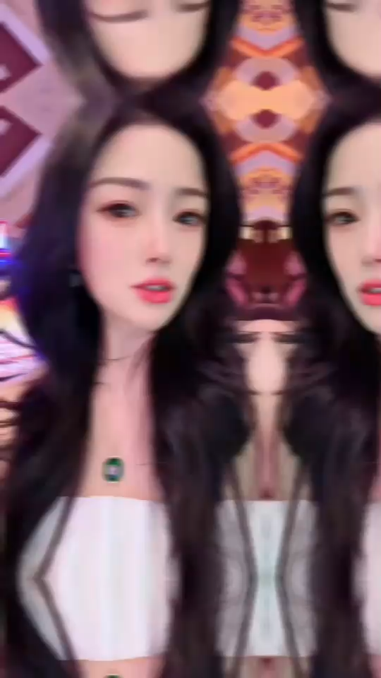 每个女人或许并非生来