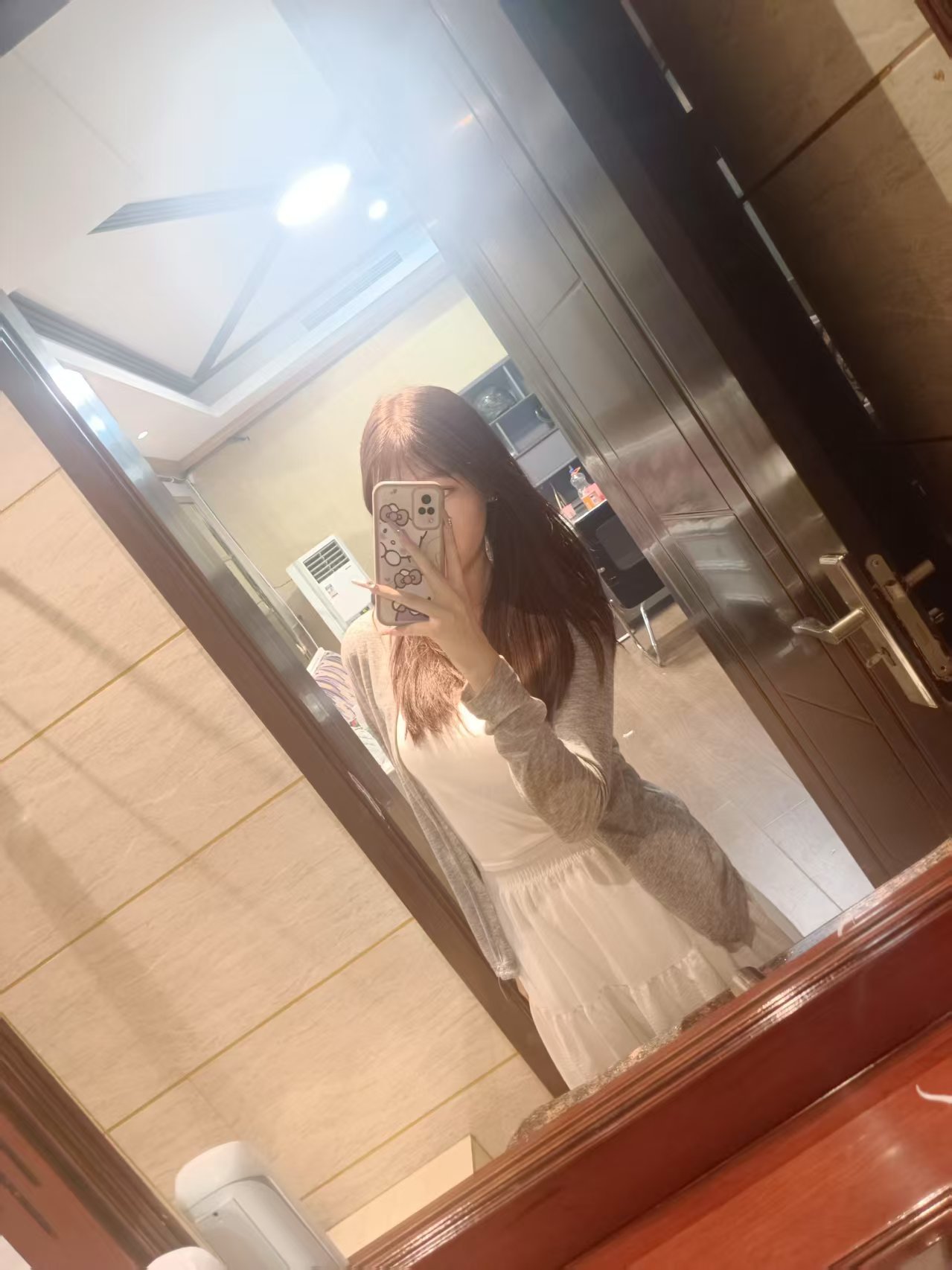 苗宝（天天开心就好）的主播照片