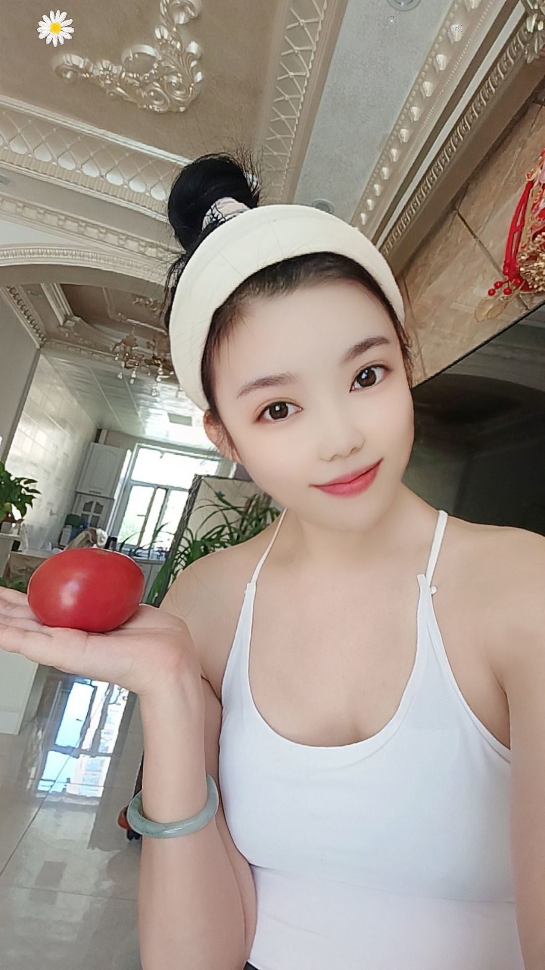 ღ娜娜ぃ安静唱歌🍀主播图片