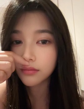 陈丝丝丝主播照片