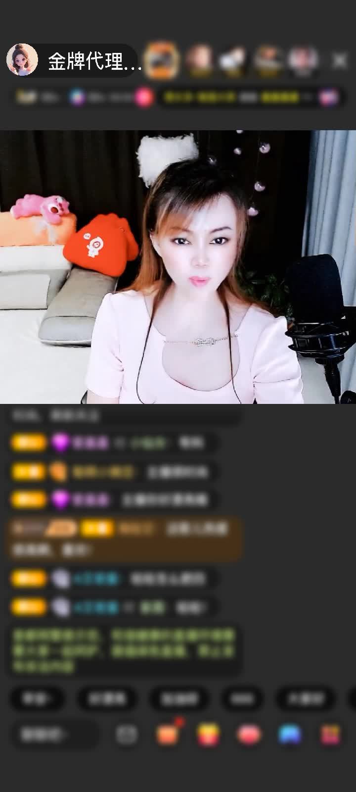 感谢因玲^O^存在赠送冰雪女王1个