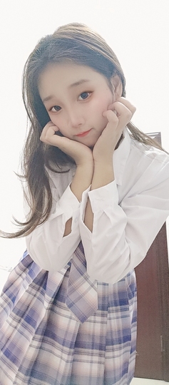 粥粥💐努力升级主播照片