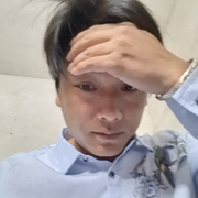 嘴对嘴的拥抱