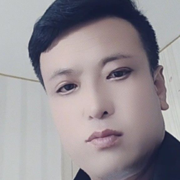 ⊰来自卡拉奇的黄金蟒海报