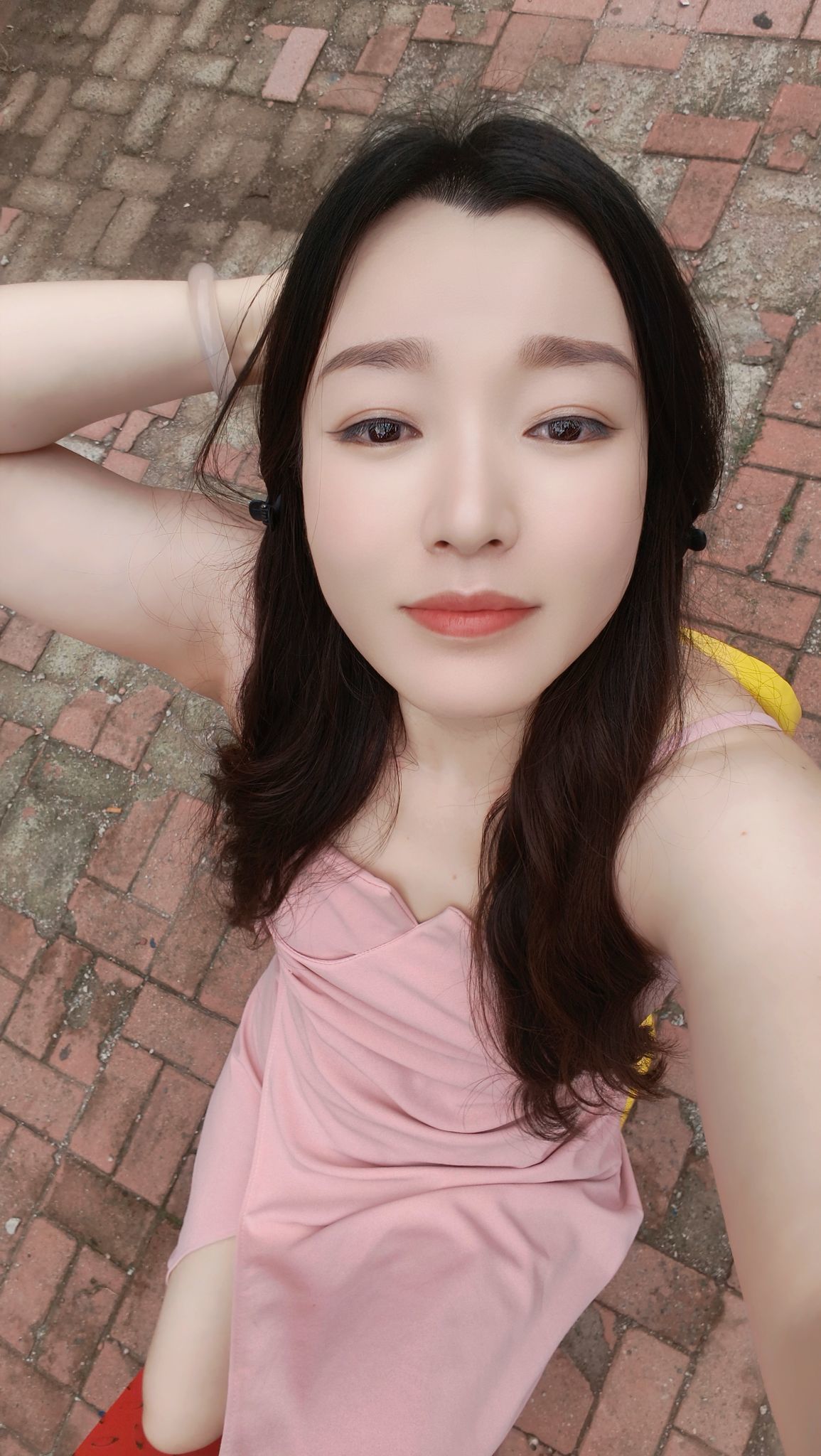 歌手赵佳怡的主播照片