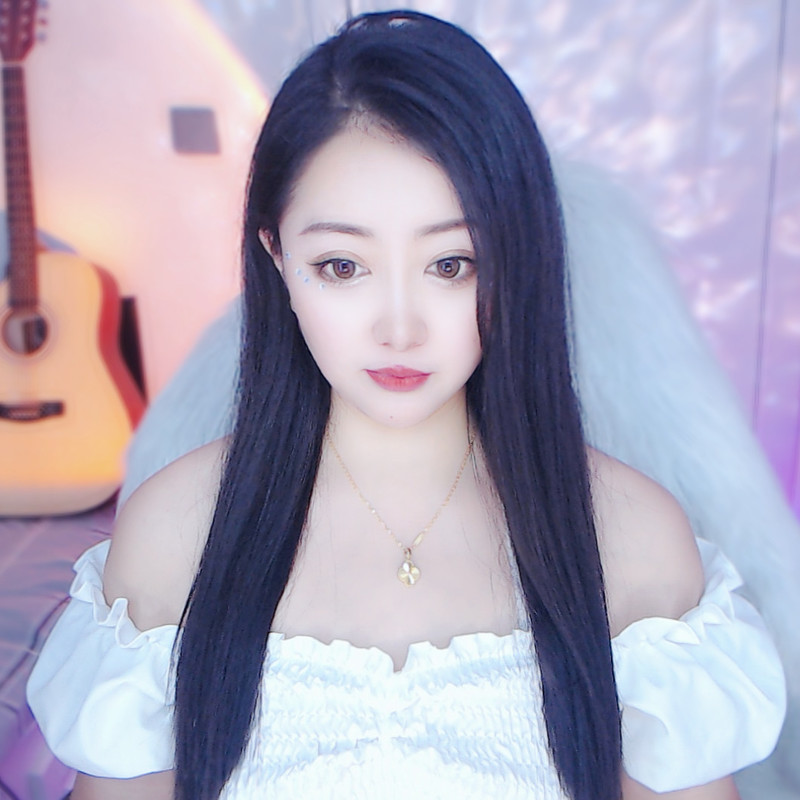 新人张火火早7点海报