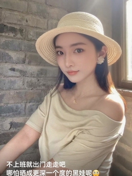 盒饭小哥的图片