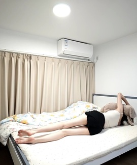 萌新腿腿主播照片