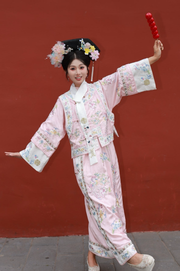 妍嘉欣海报