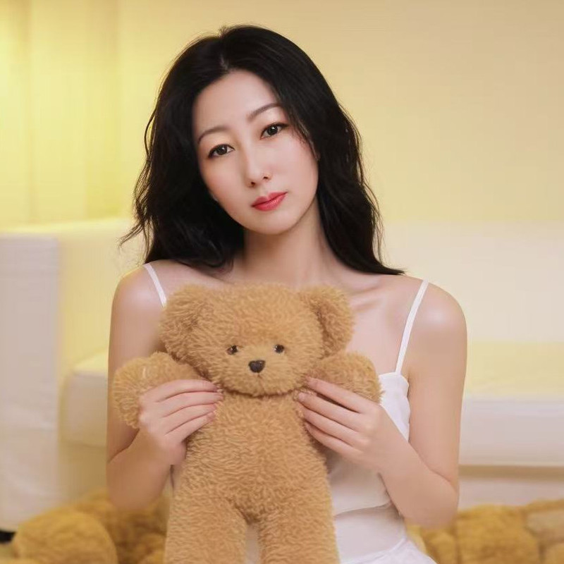 萌萌烟雨的主播海报