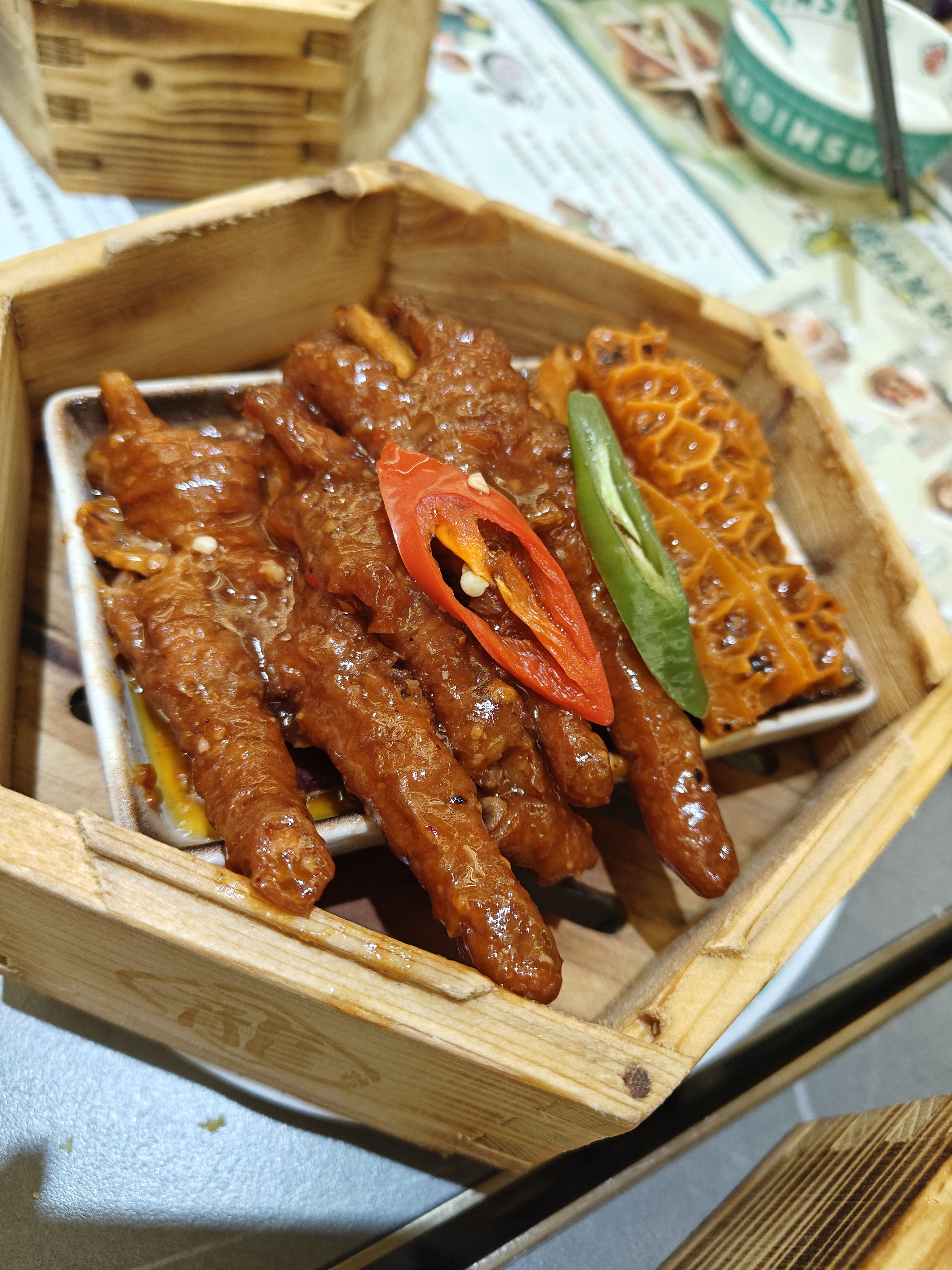 小羊饱饱主播图片