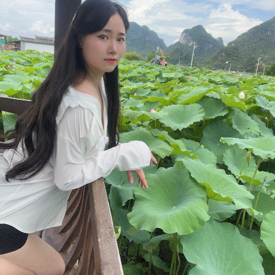 小米虫$海报