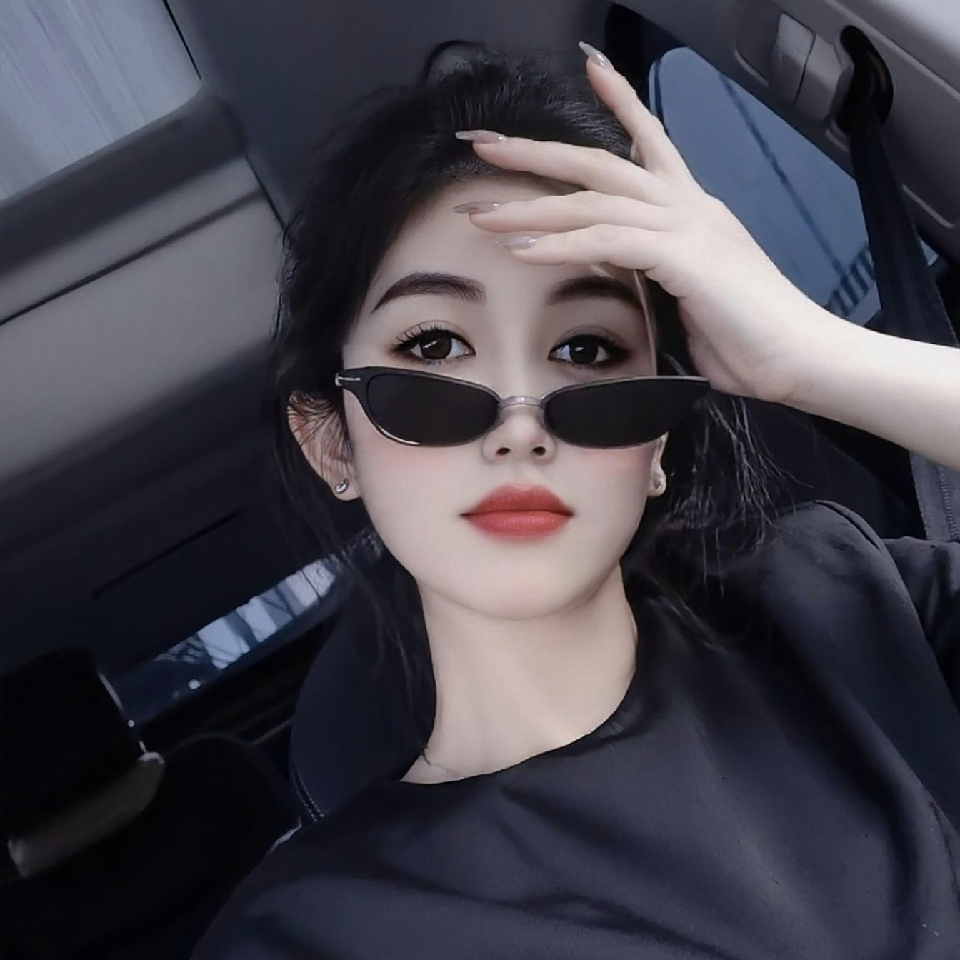 英子💦手机播海报