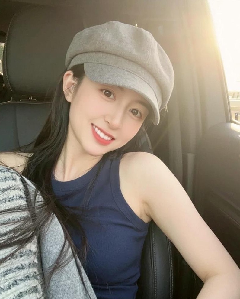 小妮的小熊主播图片