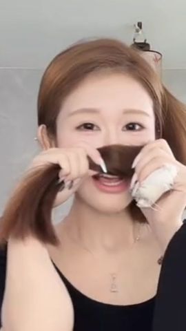 二两桃花醉今生的图片