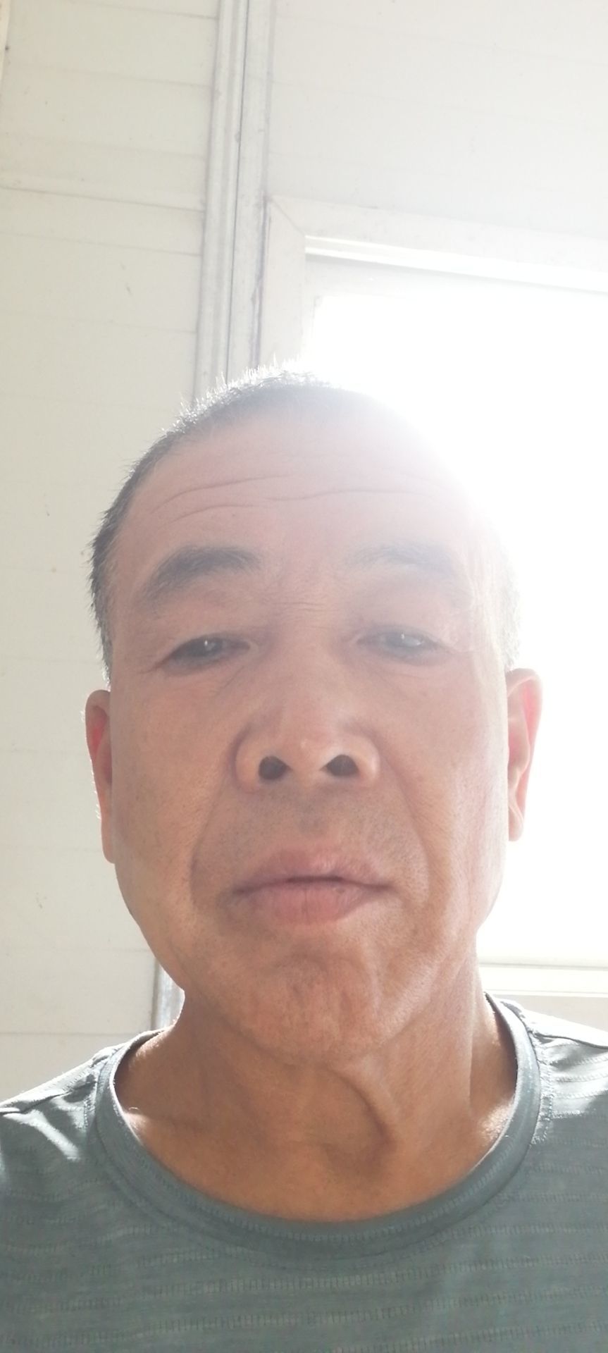 荣潍集团张总主播图片
