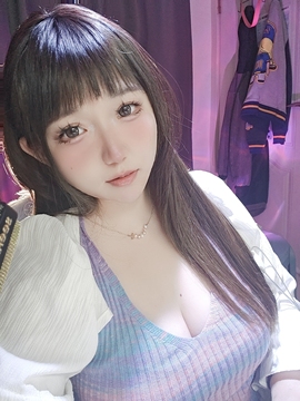 小羊饱饱的图片