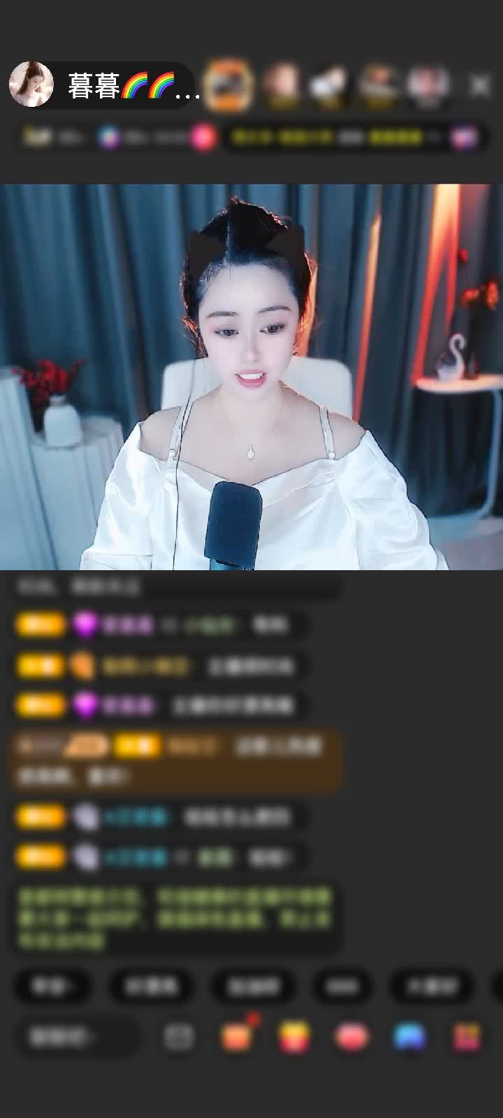 感谢封心🐉哥赠送剑指苍穹1个